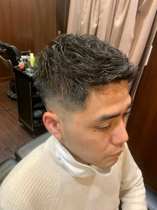 ショート パーマ HIRO銀座ヘアーサロン　池袋東口店所属・滝沢 得弘のヘアスタイル