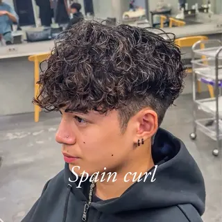 パーマ 松田 優斗のヘアスタイル