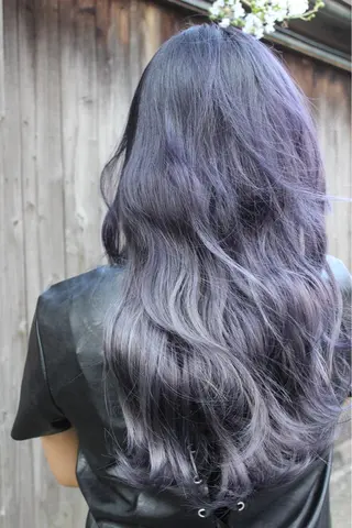 ロング 平野 朋未のヘアスタイル