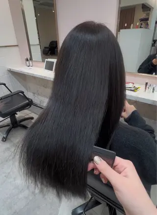 ロング カラー LallYou金山所属・津野 こころのヘアスタイル