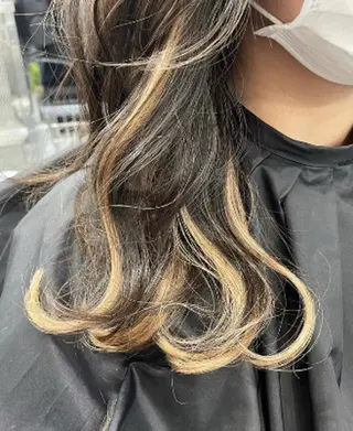 セミロング MoA cilue所属・MoA cilue さつきのヘアスタイル