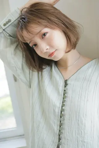 ミディアム カラー 前原 みきのヘアスタイル