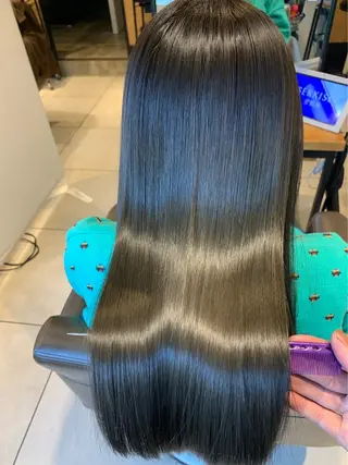 ロング 🌿earth亀有店 【緑髪のノブ】🌿のヘアスタイル