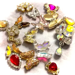 ネイル Liberta所属・森 まりなのネイルデザイン