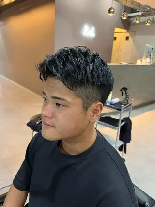 メンズ 金子勇希🔥パーマ 比率90%以上🔥のヘアスタイル