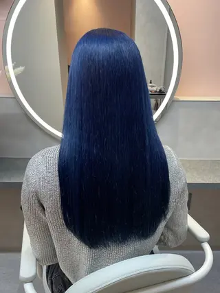 カラー Riri /ブリーチのヘアスタイル