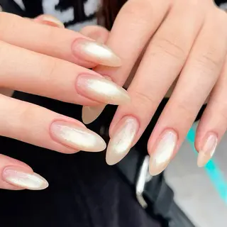 ネイル 宮澤 朱里のネイルデザイン