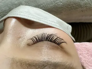 マツエク・マツパ 伊藤名紬 マツエク専門のマツエク・マツパデザイン