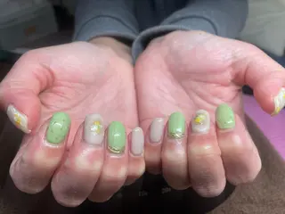 ミディアム ネイル M. KOTOMIのネイルデザイン