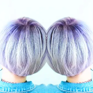 ショート カラー 及川シゲル 髪質改善講師のヘアスタイル