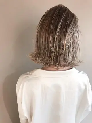 ショート カラー 🇨🇳ワンホンヘア 下田鉄也のヘアスタイル