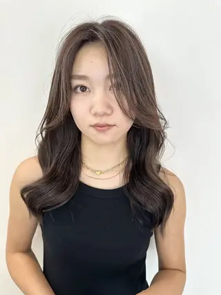 セミロング カラー 赤味消しcolor 🌿🤍Ayaのヘアスタイル