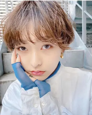 ショート カラー u hair所属・こばやし ももこのヘアスタイル