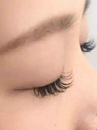 マツエク・マツパ 岡田詩織 MODE Ks松原店のヘアスタイル