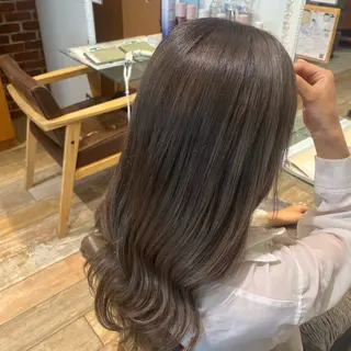 カラー 田村 汐織のヘアスタイル