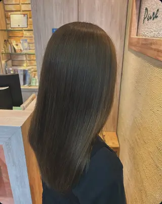 セミロング 馬越 優のヘアスタイル