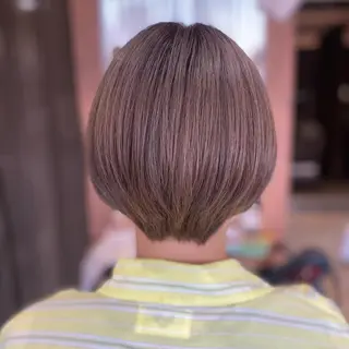 セミロング 加藤 実穂のヘアスタイル