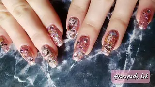 ミディアム ネイル クロキ 。のネイルデザイン