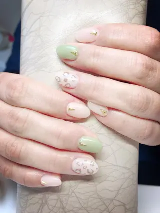 ネイル 大分市都町ネイル NUDGEの眉毛・アイブロウイメージ