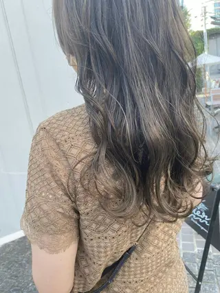 セミロング カラー 佐藤史哉* 韓国レイヤー赤み除去のヘアスタイル