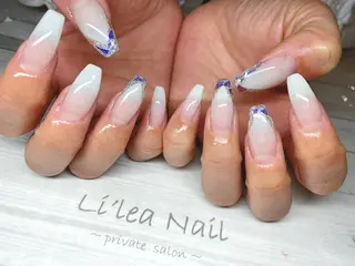 ネイル Li'leaNail AINAのネイルデザイン