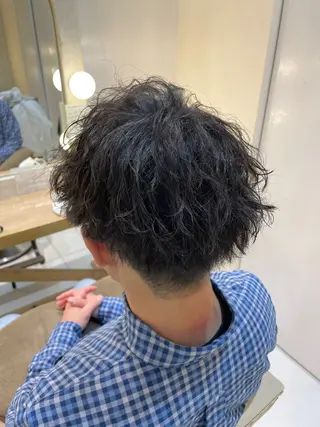 ミディアム パーマ メンズ 本厚木｜縮毛矯正/ 酸性スト専門サロンのヘアスタイル