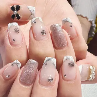 ネイル yu ri 🌹のネイルデザイン