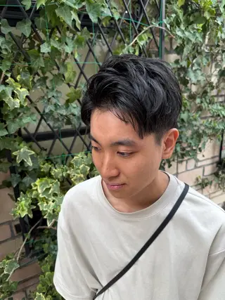 ショート メンズ 溝口 槙里也のヘアスタイル