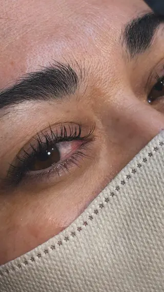 マツエク・マツパ 清水 まなのマツエク・マツパデザイン