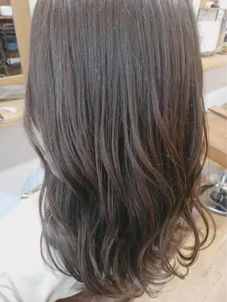 カラー 桑原  美夜里のヘアスタイル