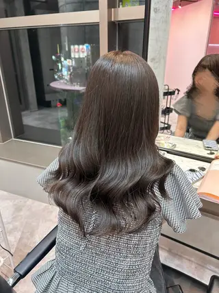 ロング 上品うるツヤ韓国ヘア 🤍Hanaのヘアスタイル