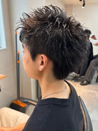 メンズ フェザーパーマ/韓国 /メンズカット保立のヘアスタイル