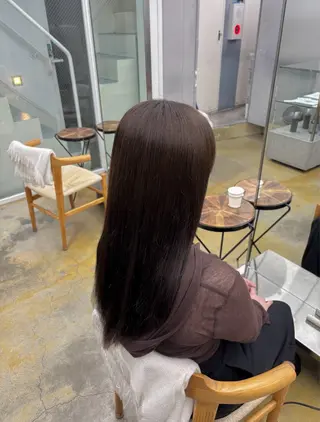 セミロング カラー nude所属・𝐀𝐦𝐞𝐫𝐢 /透明感カラーのヘアスタイル