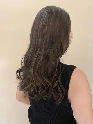 ロング カラー コマツリサ ROCCO eastのヘアスタイル