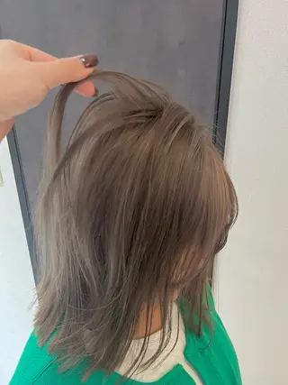 カラー MATTY yoshika 🐻のヘアスタイル