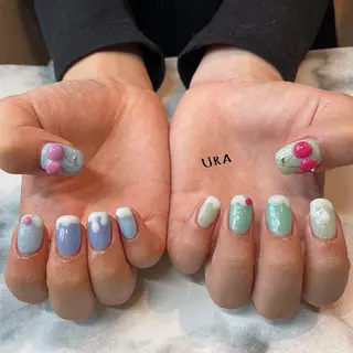 ネイル UrakoNail 《nail》のネイルデザイン