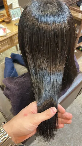 ロング カラー 小澤 一稀のヘアスタイル