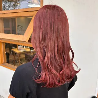 ロング カラー 山本 知佳のヘアスタイル