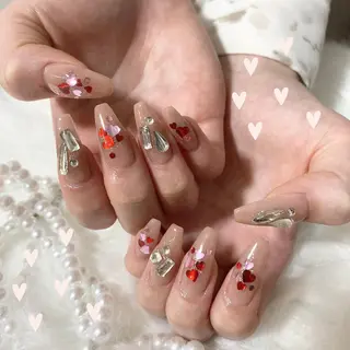 ネイル Vesper所属・ayaka ギャルネイル🎀のネイルデザイン