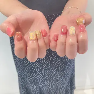 ネイル mano+所属・砂田 はるかのネイルデザイン