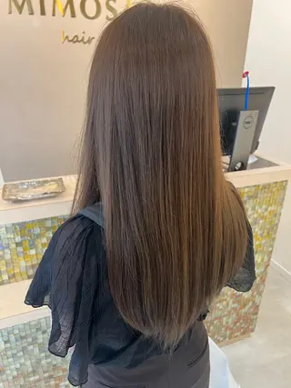 ロング 鈴木 彩香のヘアスタイル