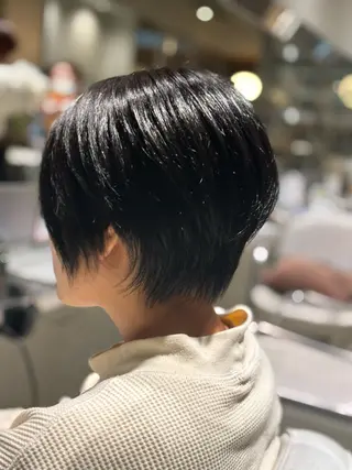 ショート 山﨑 心優のヘアスタイル