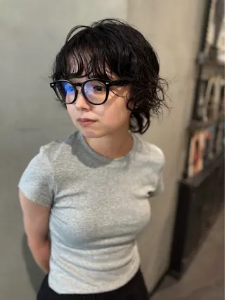 ショート パーマ 優 作のヘアスタイル