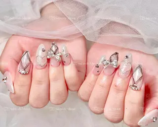 ネイル Salon de Minuit🦩のネイルデザイン