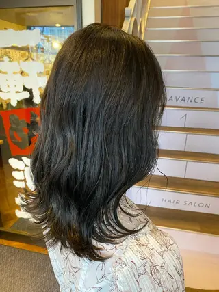 ミディアム カラー パーマ ヘアアレンジ ネイル マツエク・マツパ アイブロウ 【暗め透明感カラー】 【インナー】小島良太のヘアスタイル