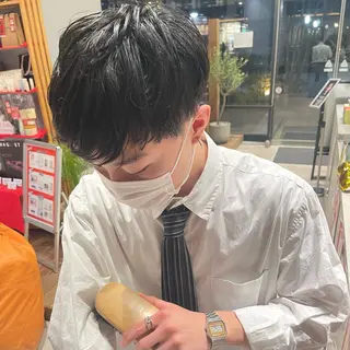 メンズ HAREKE  AVEDA 8所属・遠山 葉月のヘアスタイル