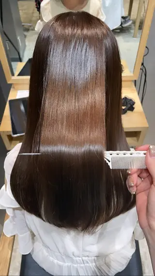 ロング inity　杉本 美羽のヘアスタイル