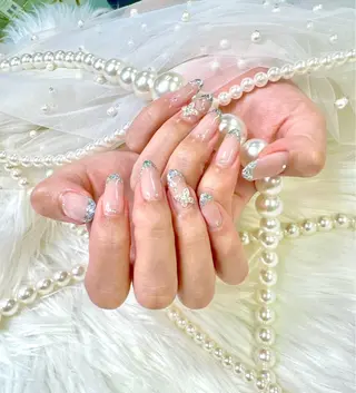 ネイル クイーンズネイル銀座所属・中山 芳美のネイルデザイン