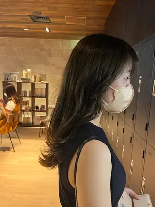 セミロング 赤羽今日子/レイヤー /盛れる顔まわりのヘアスタイル