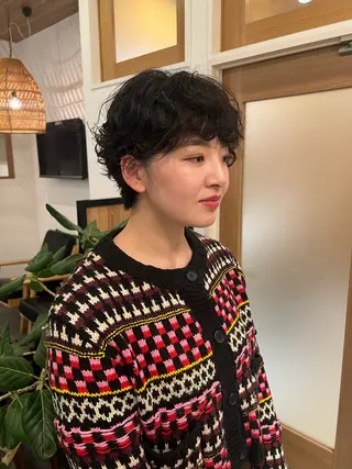 ショート パーマ 岸田 佳祐のヘアスタイル